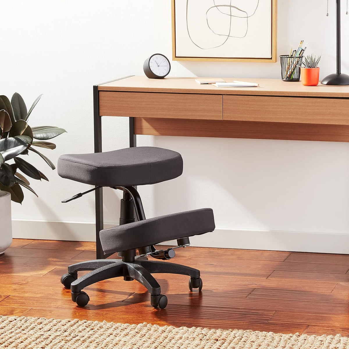 Black Memory Foam Knee Chair with Casters V220