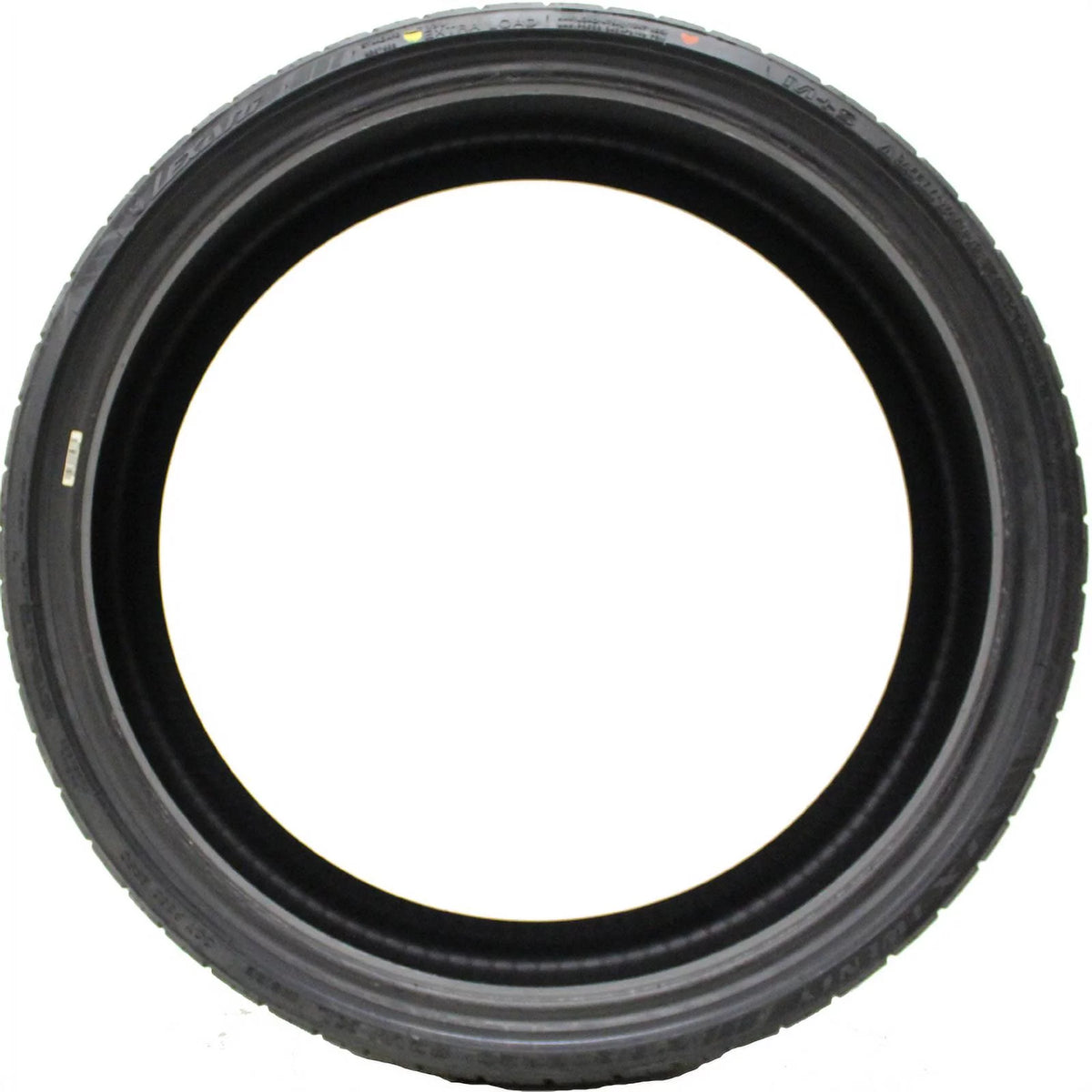 255/35ZR20 97W XL Passenger Tire M440