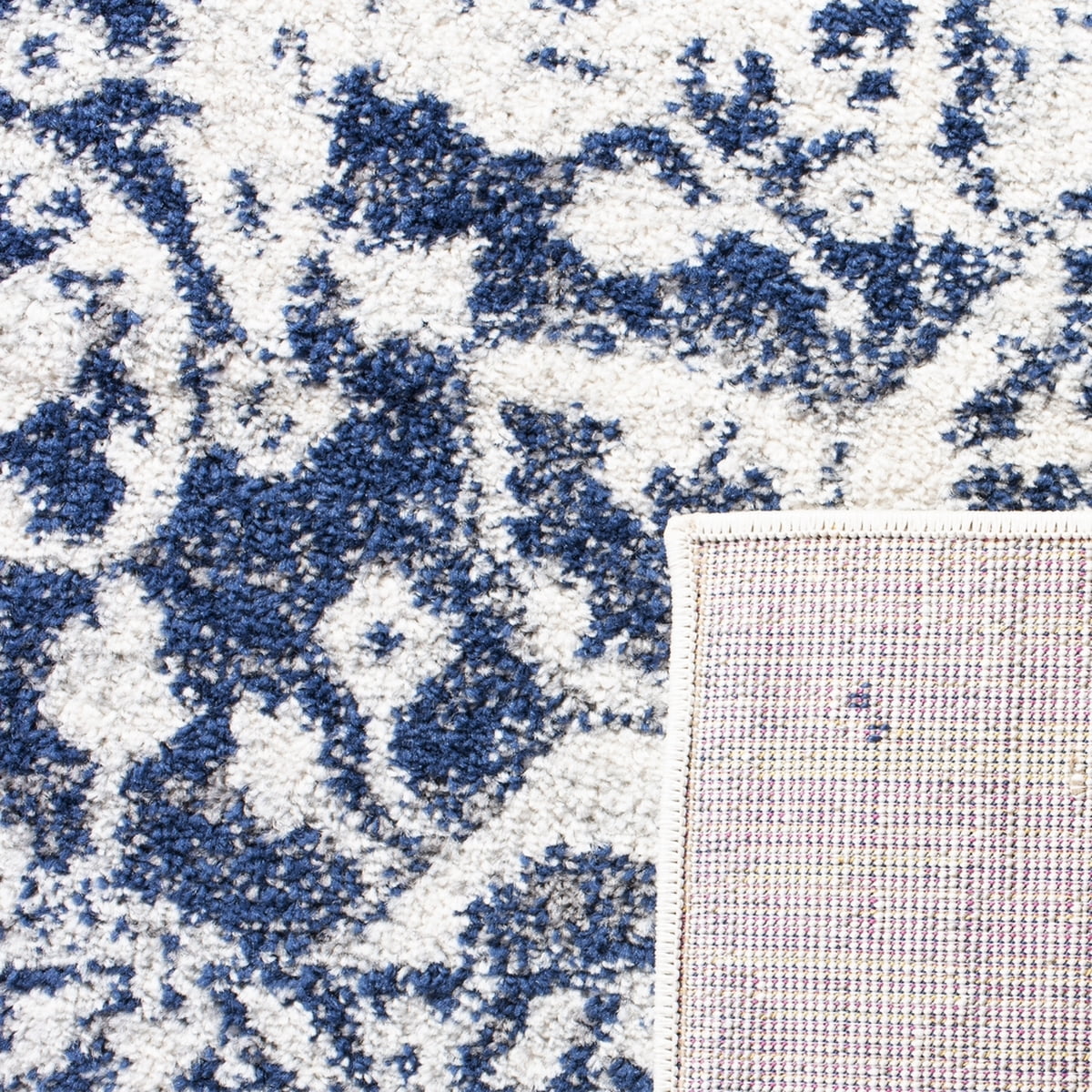 Cream Navy Traditional Runner Rug N301826