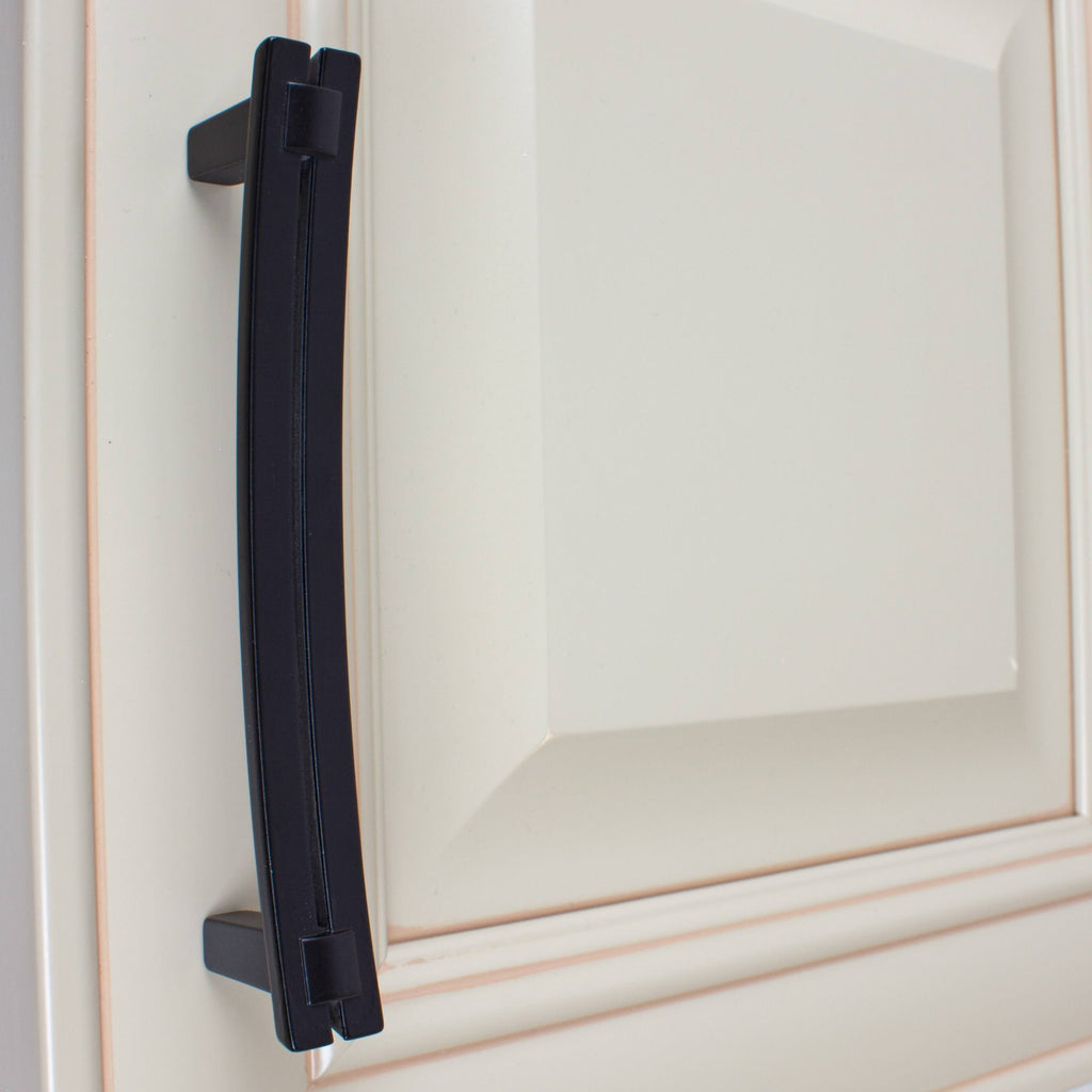 6-Inch Matte Black Cabinet Pulls I980889