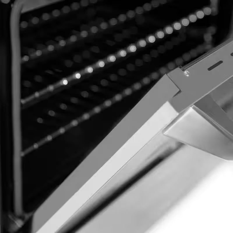 6 Burner Dual Fuel Range with Griddle K774