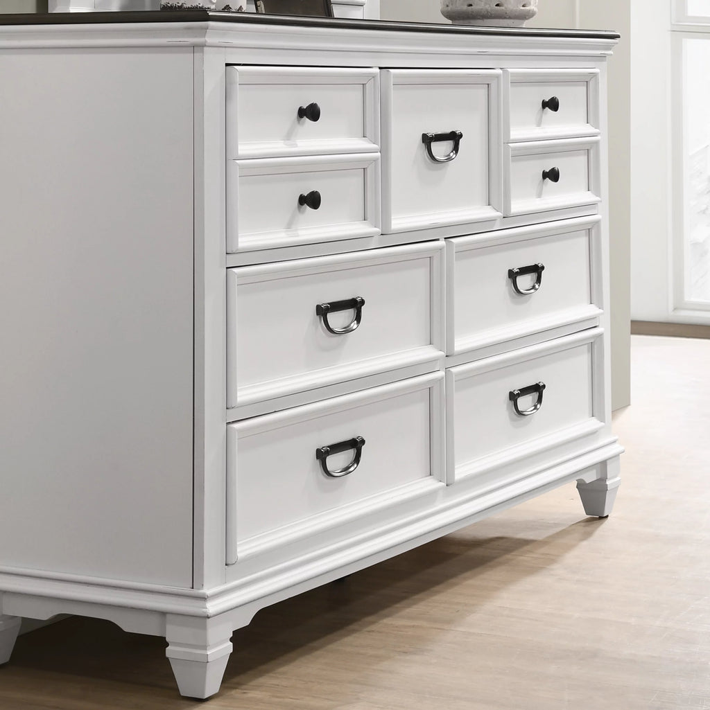 Wood 7-Drawer Dresser V923