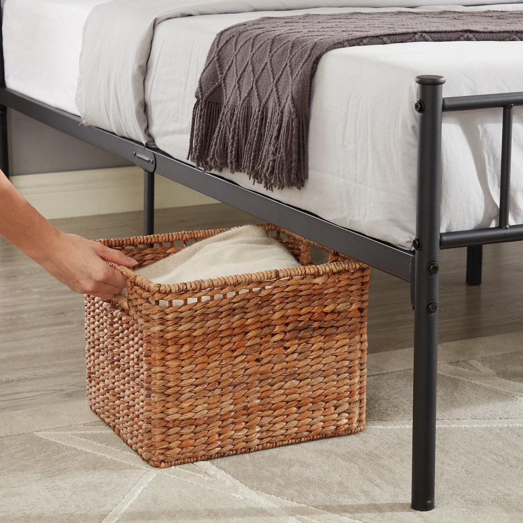Queen Size Black Metal Platform Bed Frame with Headboard C1084