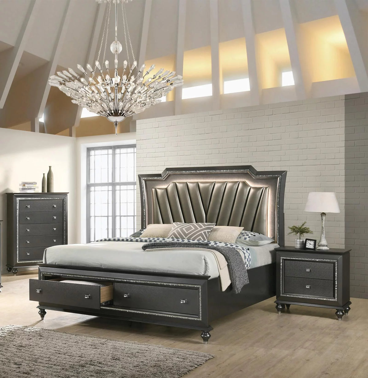 Metallic Grey Storage Bedroom Set with Chest U10653