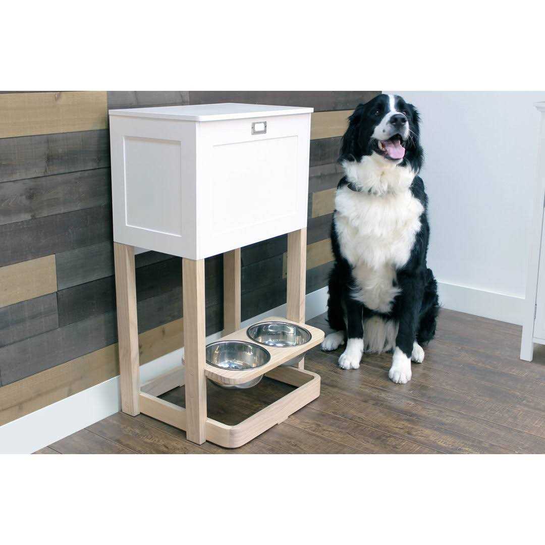 Pet Feeder Station T25583